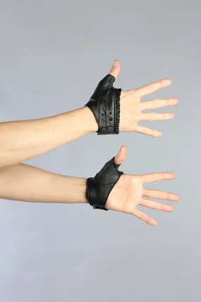 5D x Steam Trunk Grip Glove with Ruffle